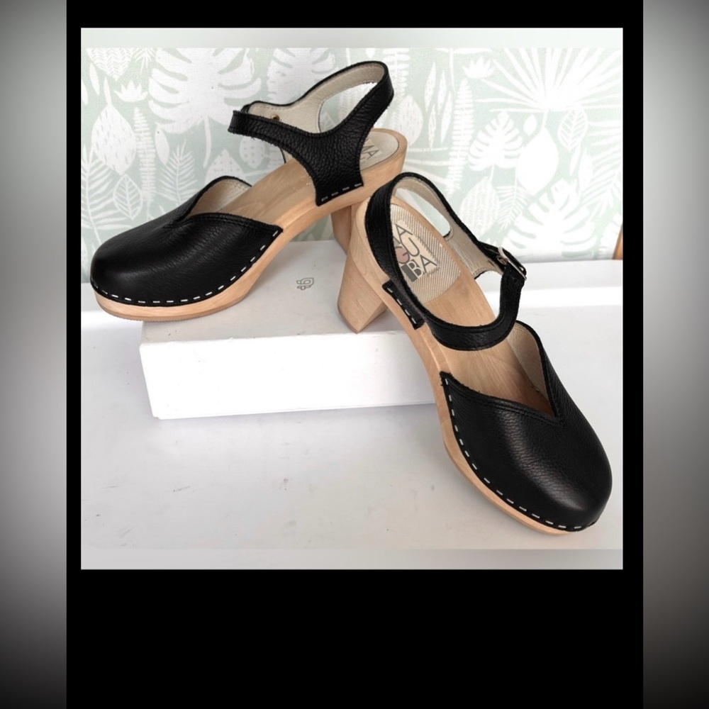 Maguba of Sweden Leather Clog Heeled Sandals closed toe Black EU Size 38 = US 8